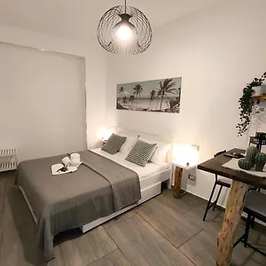 Apartment House, Terrasini